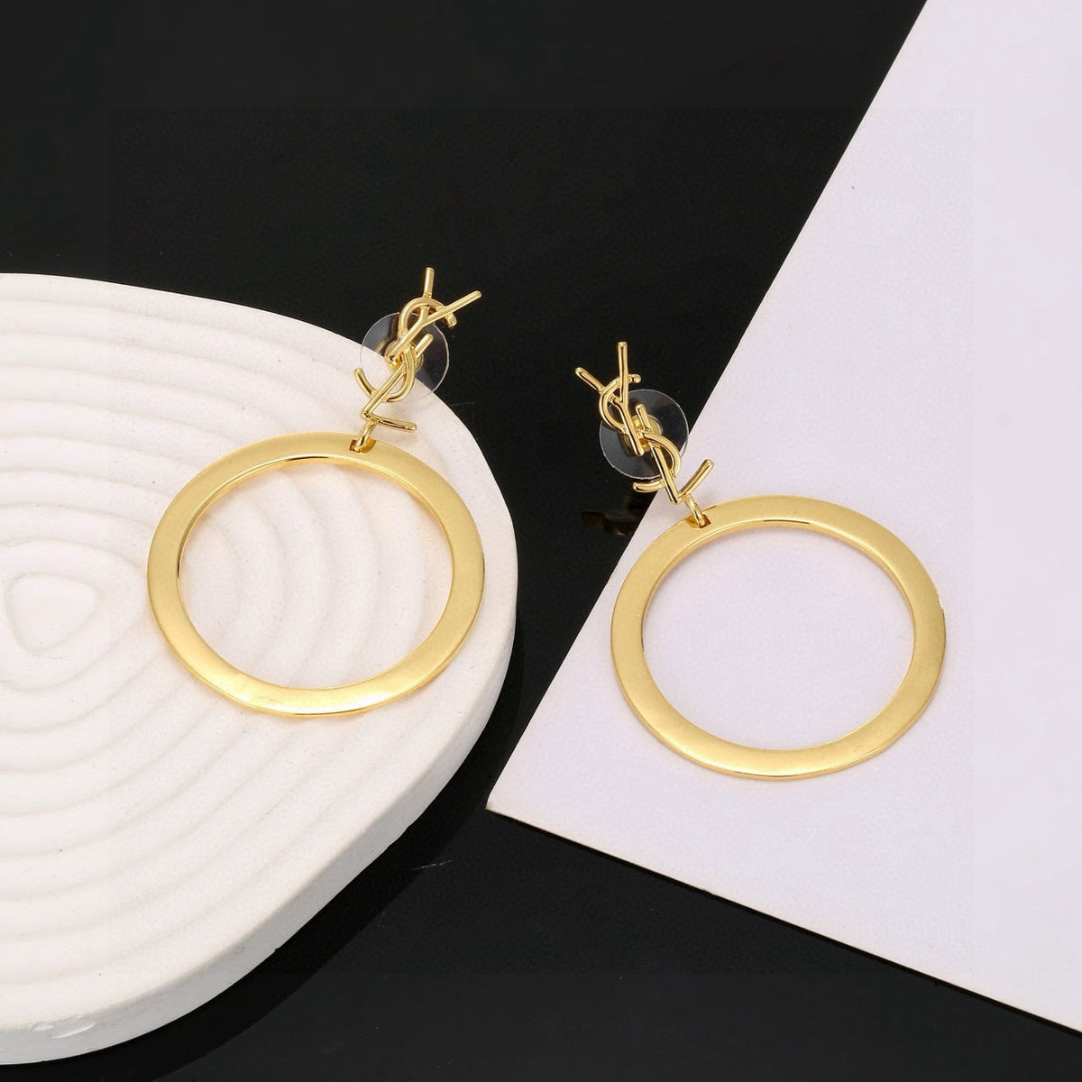 High-Quality Stud Earrings-55 product image 6, provided for visual reference and product detail review