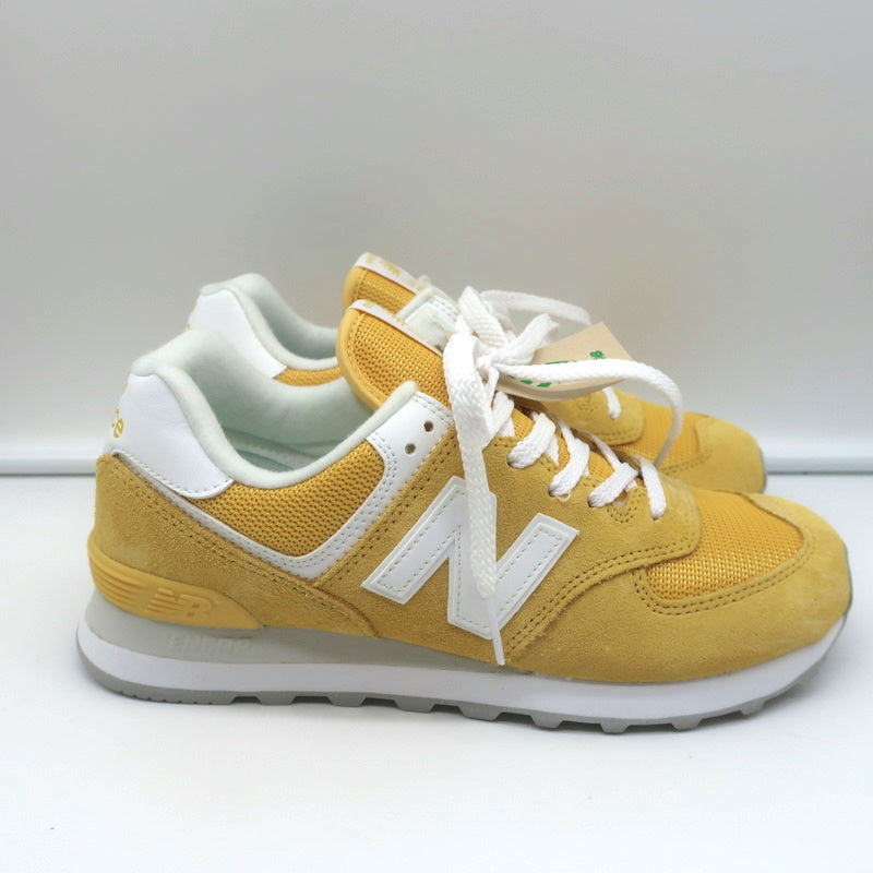 New Balance 574 Sneakers Wheat Field Yellow Suede Size 8 WL574FV2 NEW product image 2, provided for visual reference and