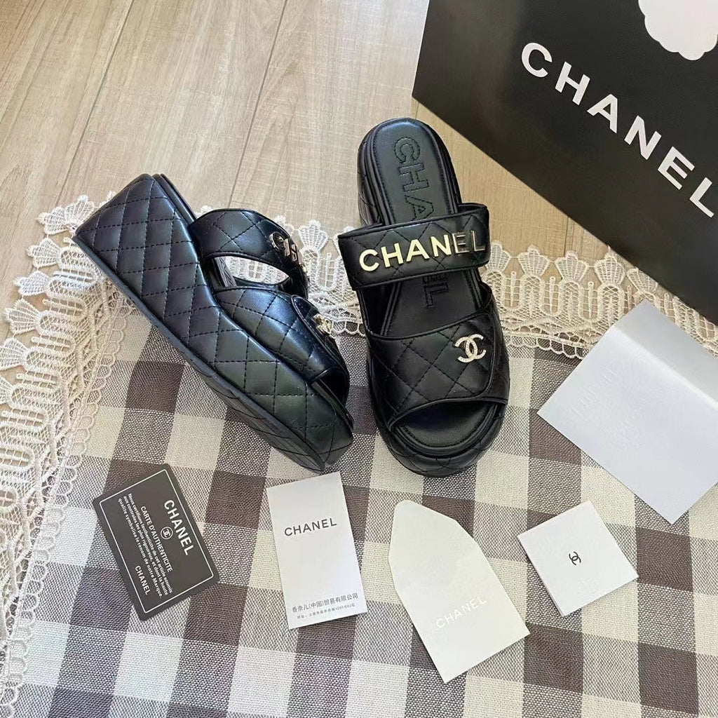 2023 CC High-heeled slippers product image 4, provided for visual reference and product detail review