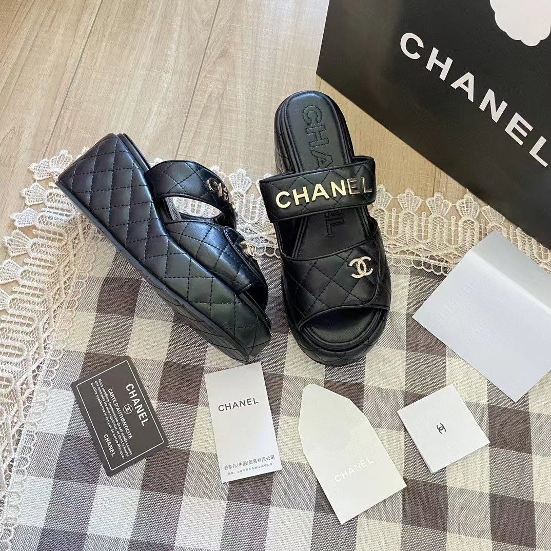 2023 CC High-heeled slippers product image 4, provided for visual reference and product detail review