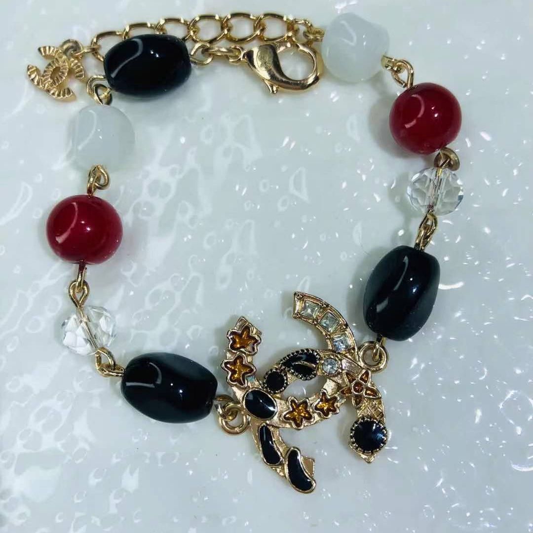 Xiaoxiang classic vintage brass bracelet product image 16, provided for visual reference and product detail review
