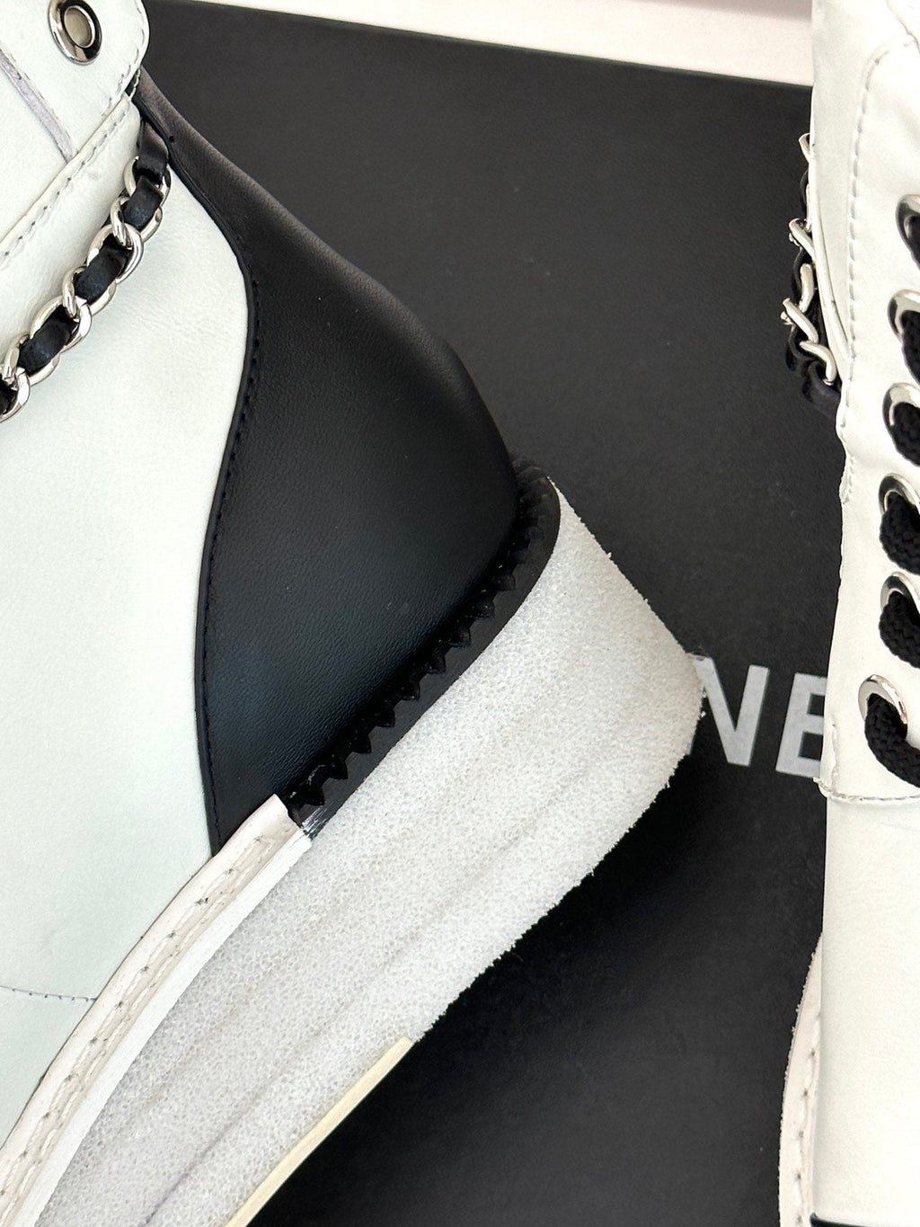 2023 Chain double CC fashion ankle boots-S25 product image 8, provided for visual reference and product detail review
