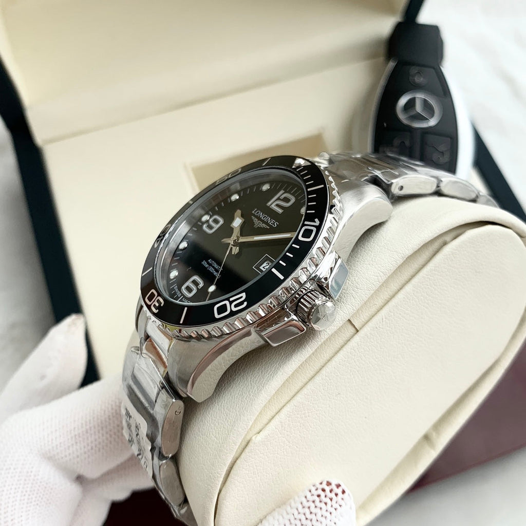 2023 Luxury Men style Wrist watch product image 3, provided for visual reference and product detail review