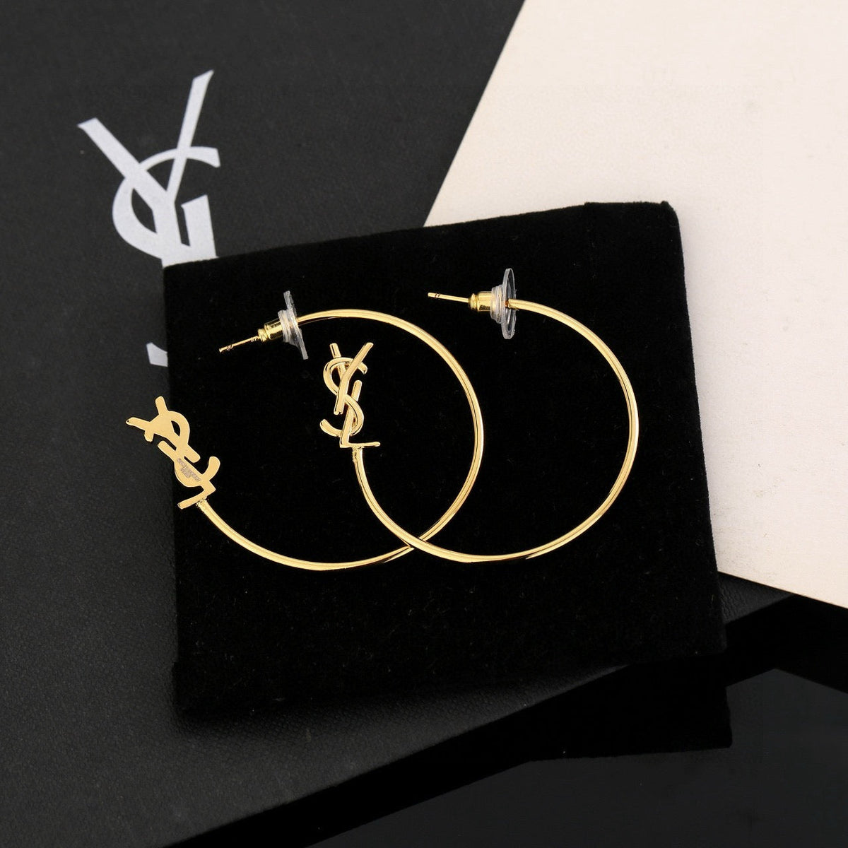 High-Quality Stud Earrings-51 product image 1, provided for visual reference and product detail review