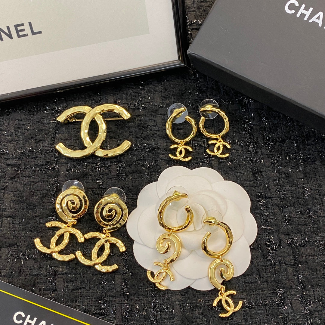 High-Quality Stud Earrings-198 product image 7, provided for visual reference and product detail review