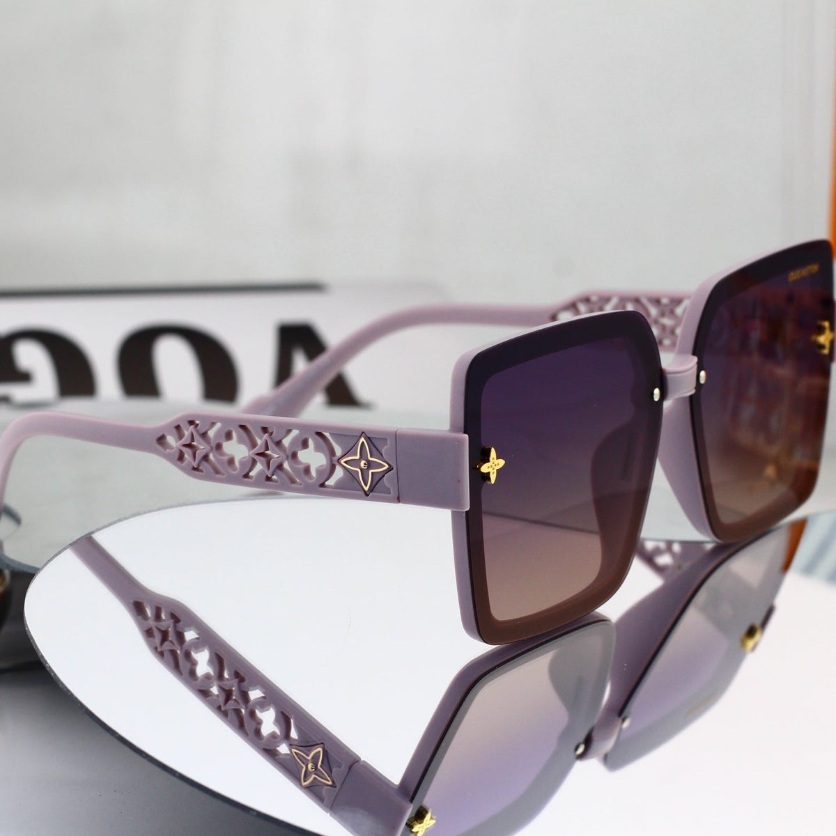 New Stylish Sunglasses-43 product image 5, provided for visual reference and product detail review