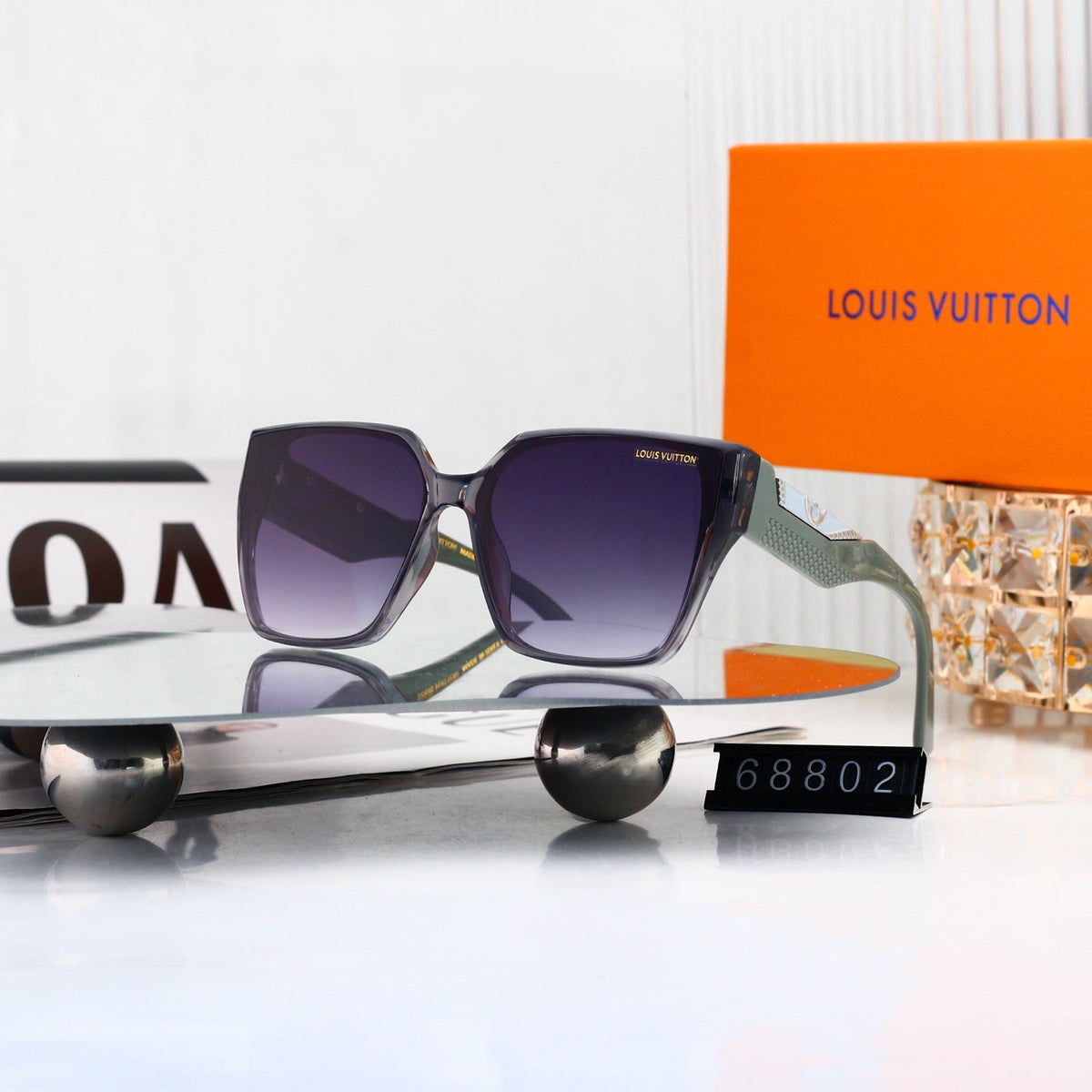 New Stylish Sunglasses-49 product image 2, provided for visual reference and product detail review