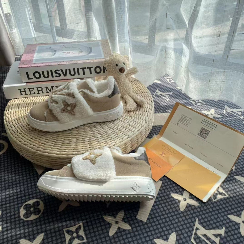 2023 VL Velcro lamb hair sneakers product image 7, provided for visual reference and product detail review