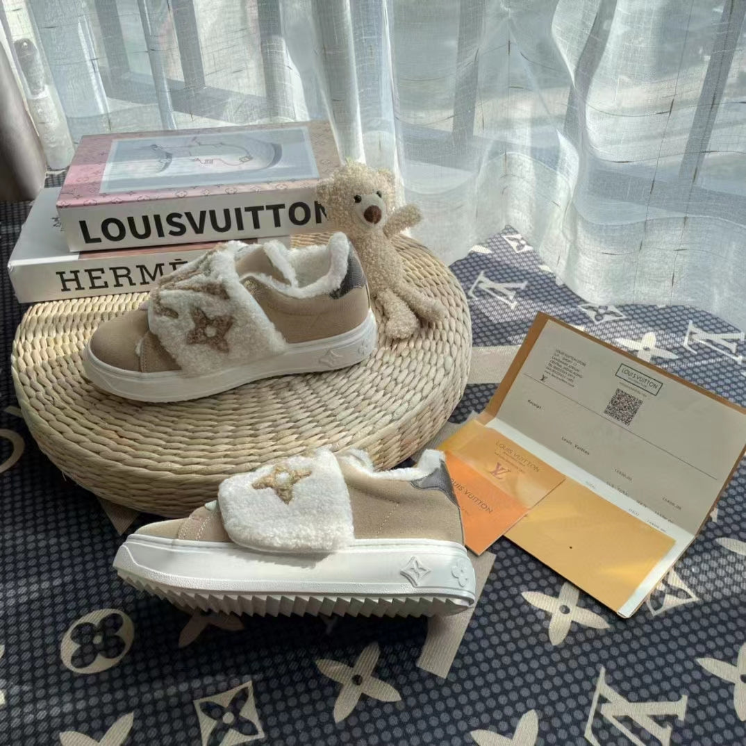 2023 VL Velcro lamb hair sneakers product image 7, provided for visual reference and product detail review