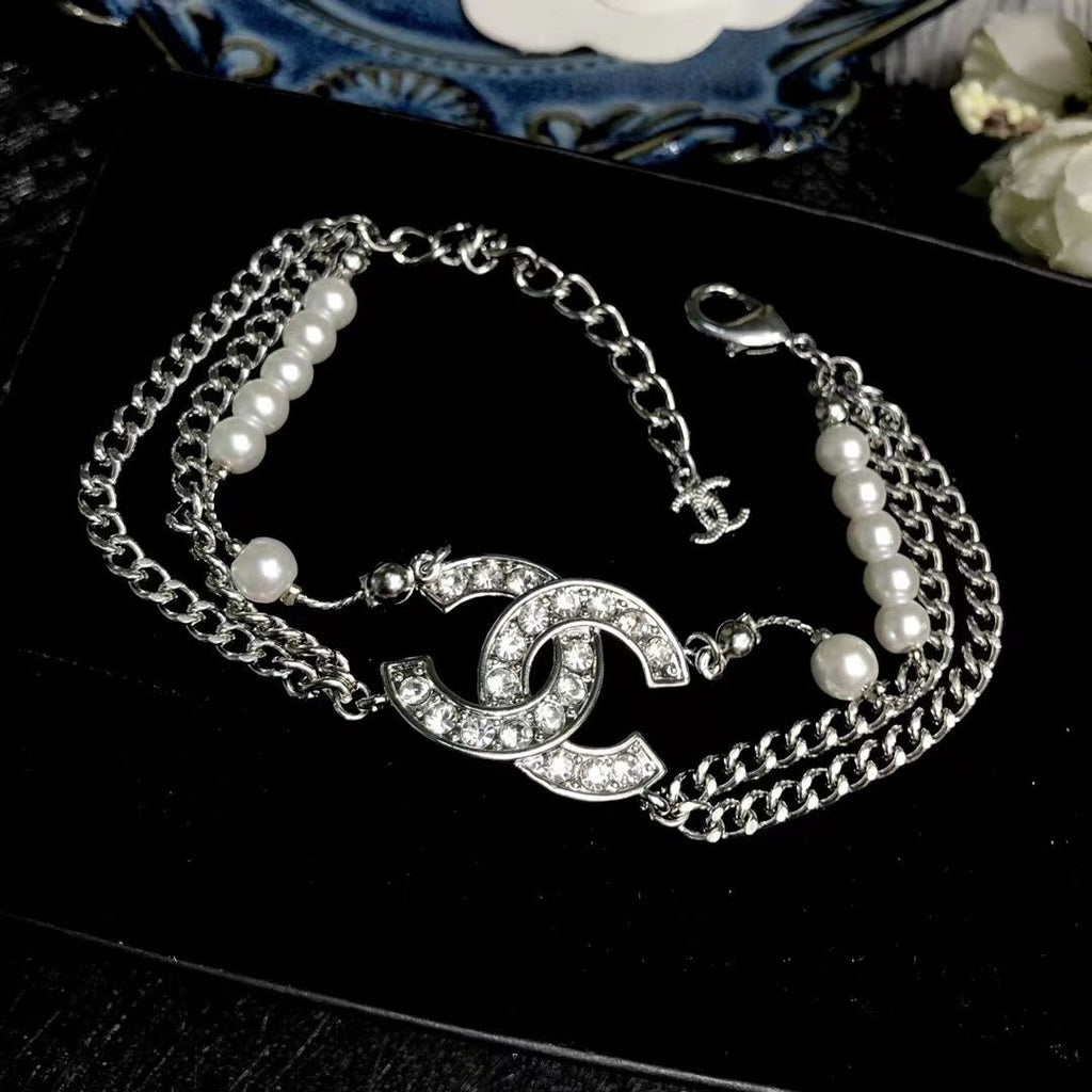 2023 New Fashion diamond Bracelet product image 6, provided for visual reference and product detail review