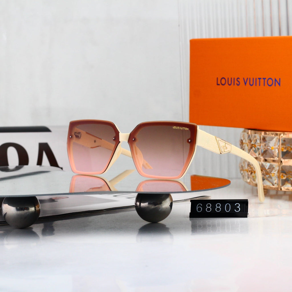 New Stylish Sunglasses-50 product image 5, provided for visual reference and product detail review