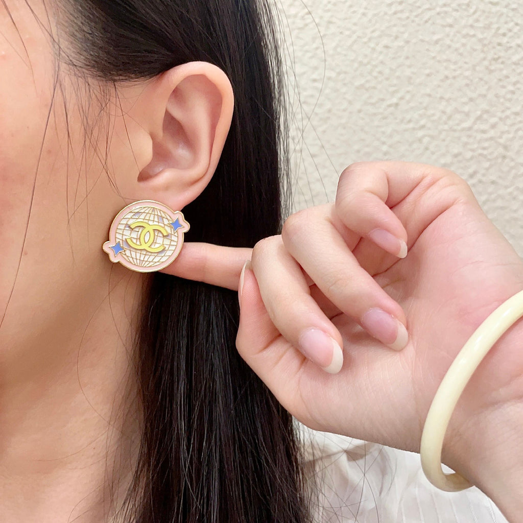 High-Quality Stud Earrings-129 product image 2, provided for visual reference and product detail review
