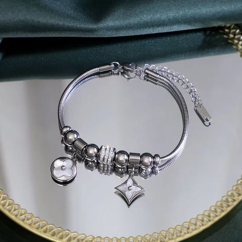 2023 New Fashion Bracelet product image 10, provided for visual reference and product detail review