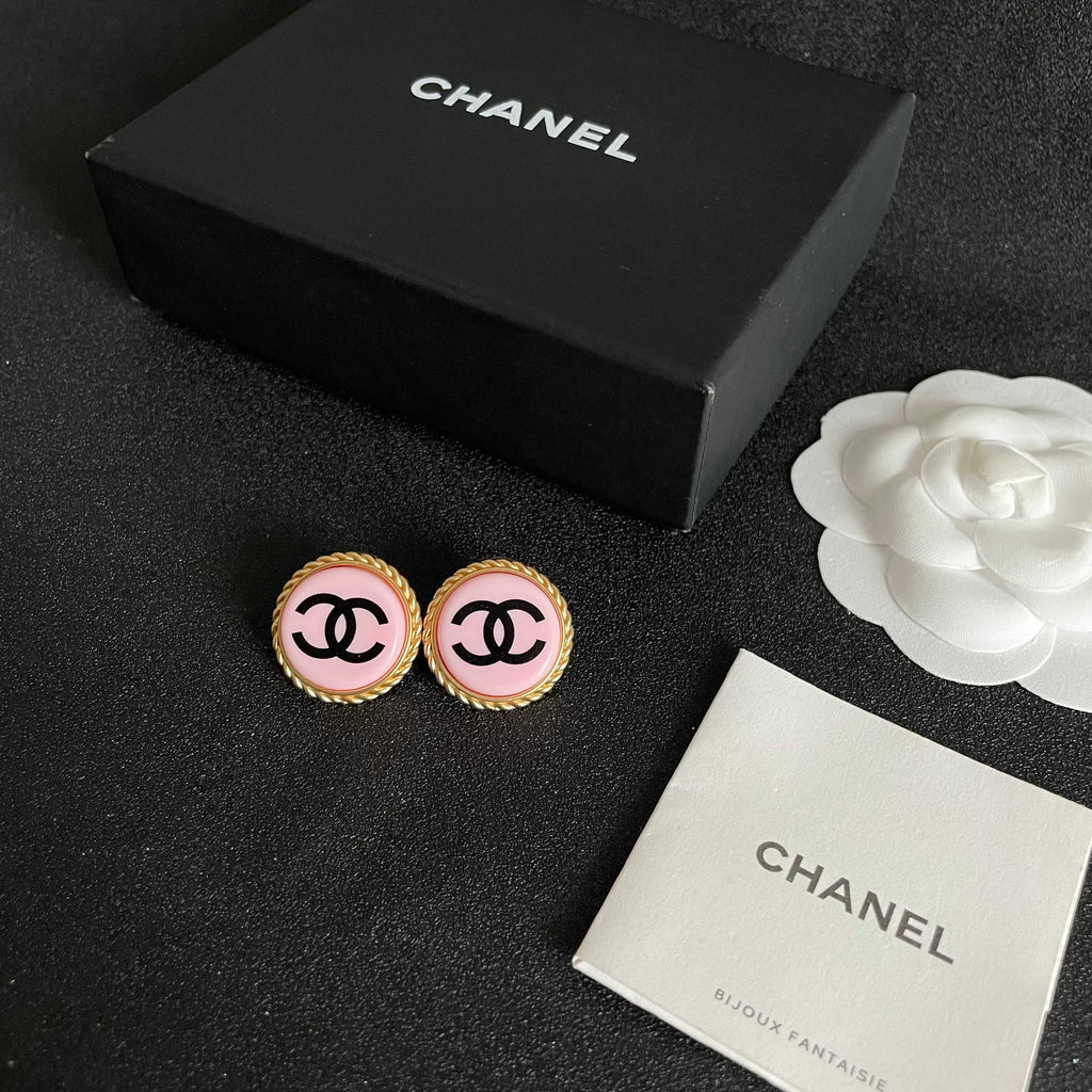 High-Quality Stud Earrings-128 product image 6, provided for visual reference and product detail review