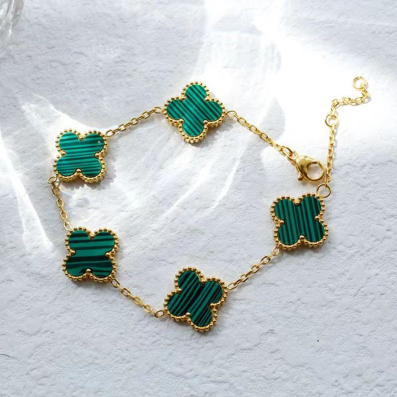 2023 New Flower Decorative Bracelet product image 6, provided for visual reference and product detail review