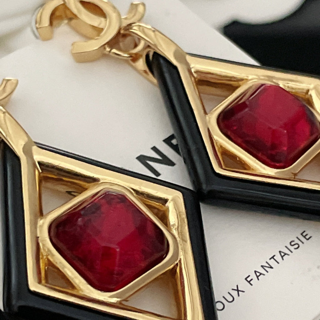 High-Quality Stud Earrings-96 product image 9, provided for visual reference and product detail review