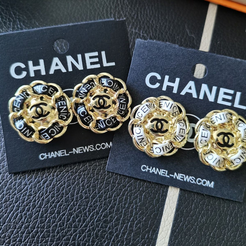 New style earrings in 2022 product image 5, provided for visual reference and product detail review
