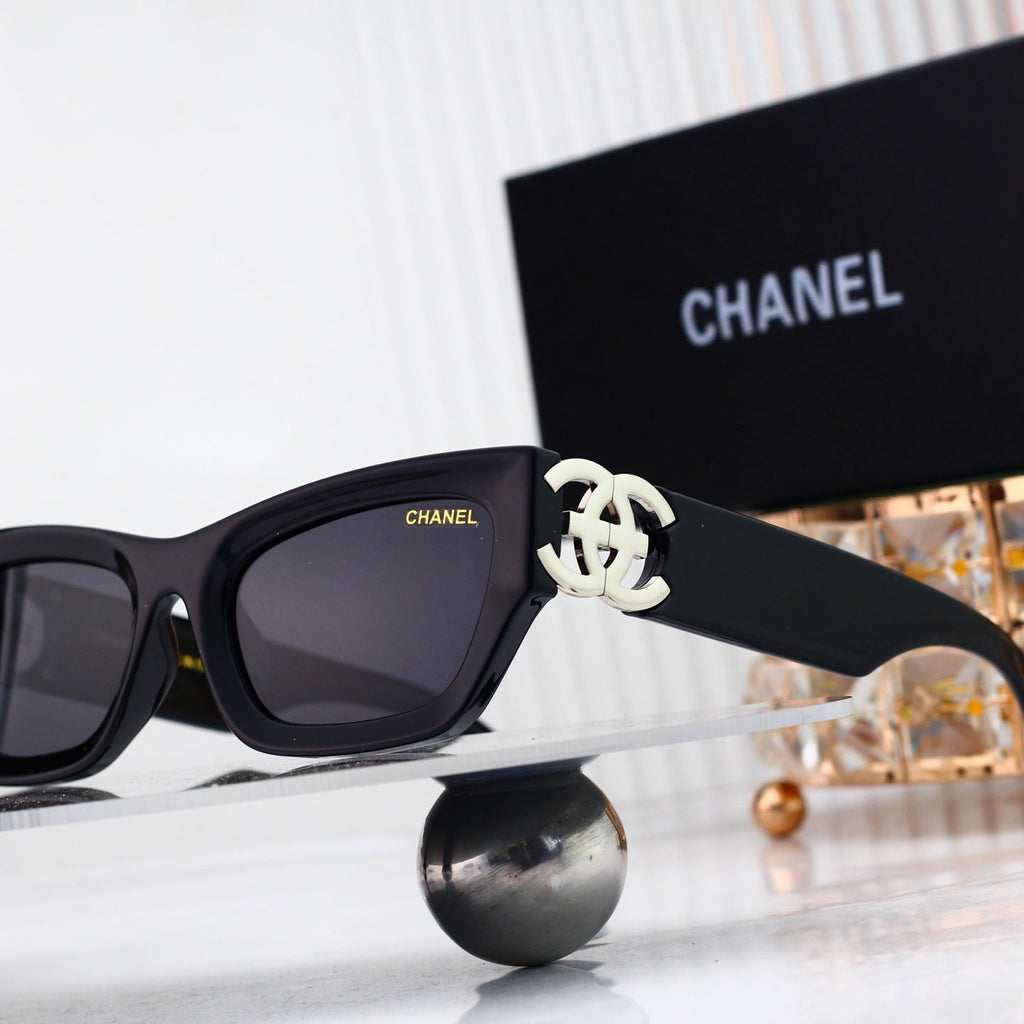 New Stylish Sunglasses-72 product image 6, provided for visual reference and product detail review