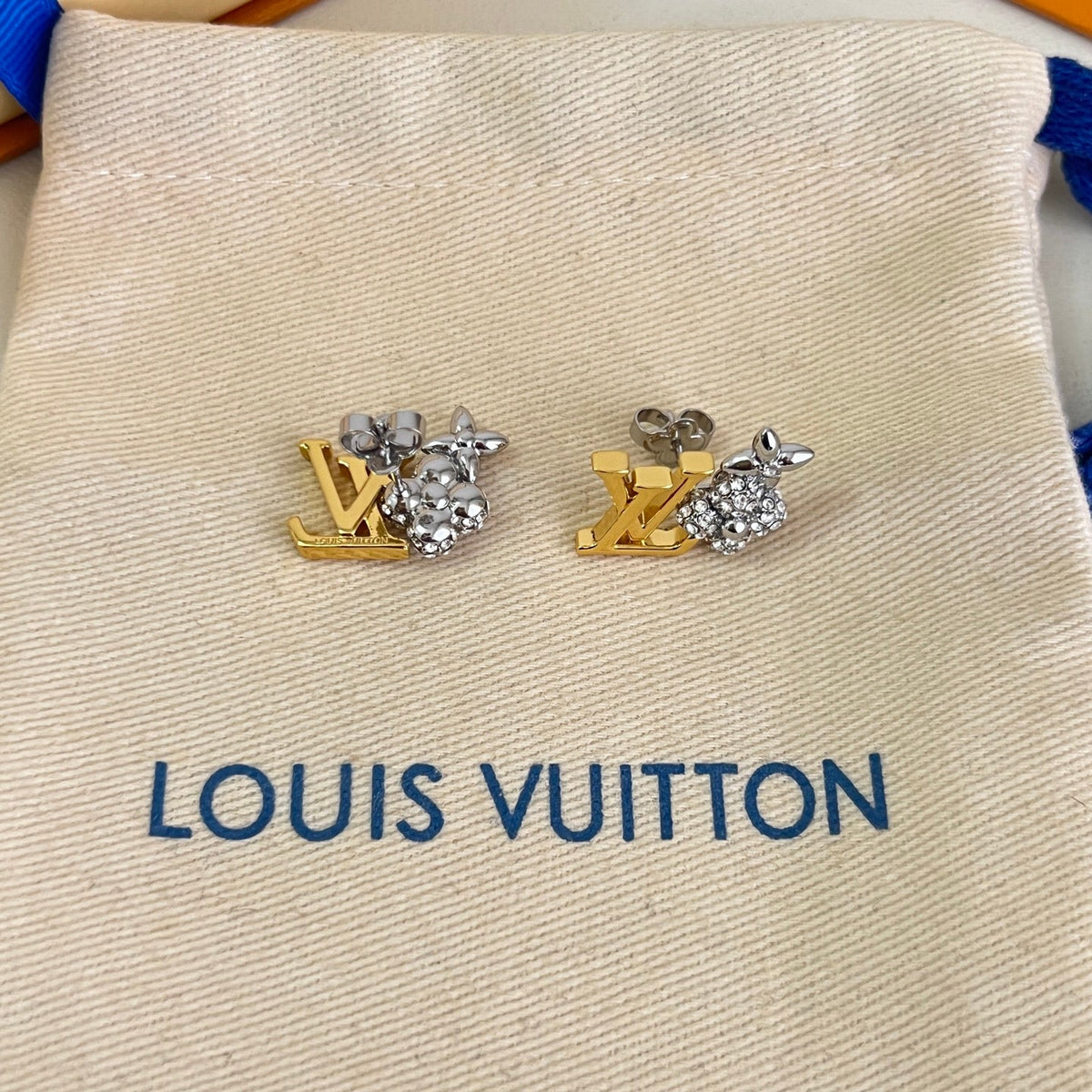 High-Quality Stud Earrings-6 product image 5, provided for visual reference and product detail review