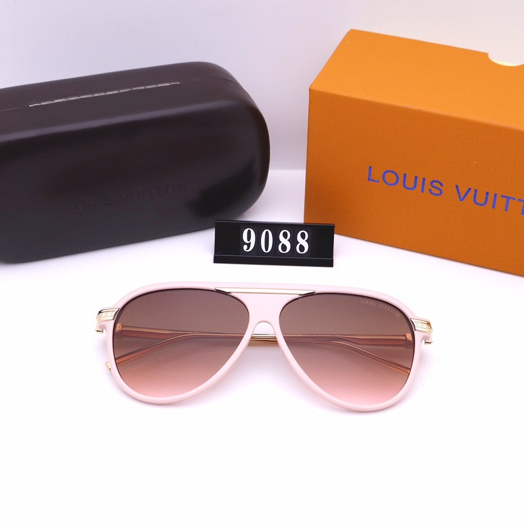 Beach Gradient Colors Sunglasses for Women product image 11, provided for visual reference and product detail review