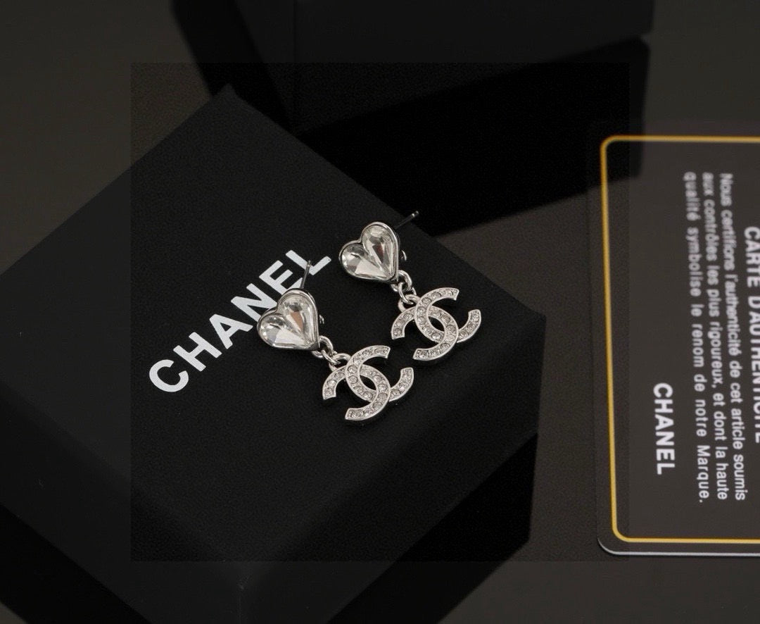 High-Quality Stud Earrings-102 product image 1, provided for visual reference and product detail review