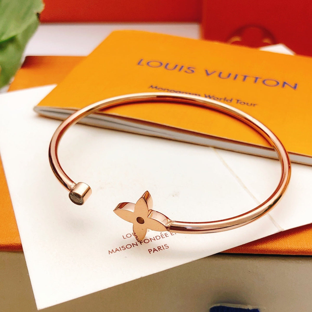 High-Quality Polished Bangle-ww product image 1, provided for visual reference and product detail review