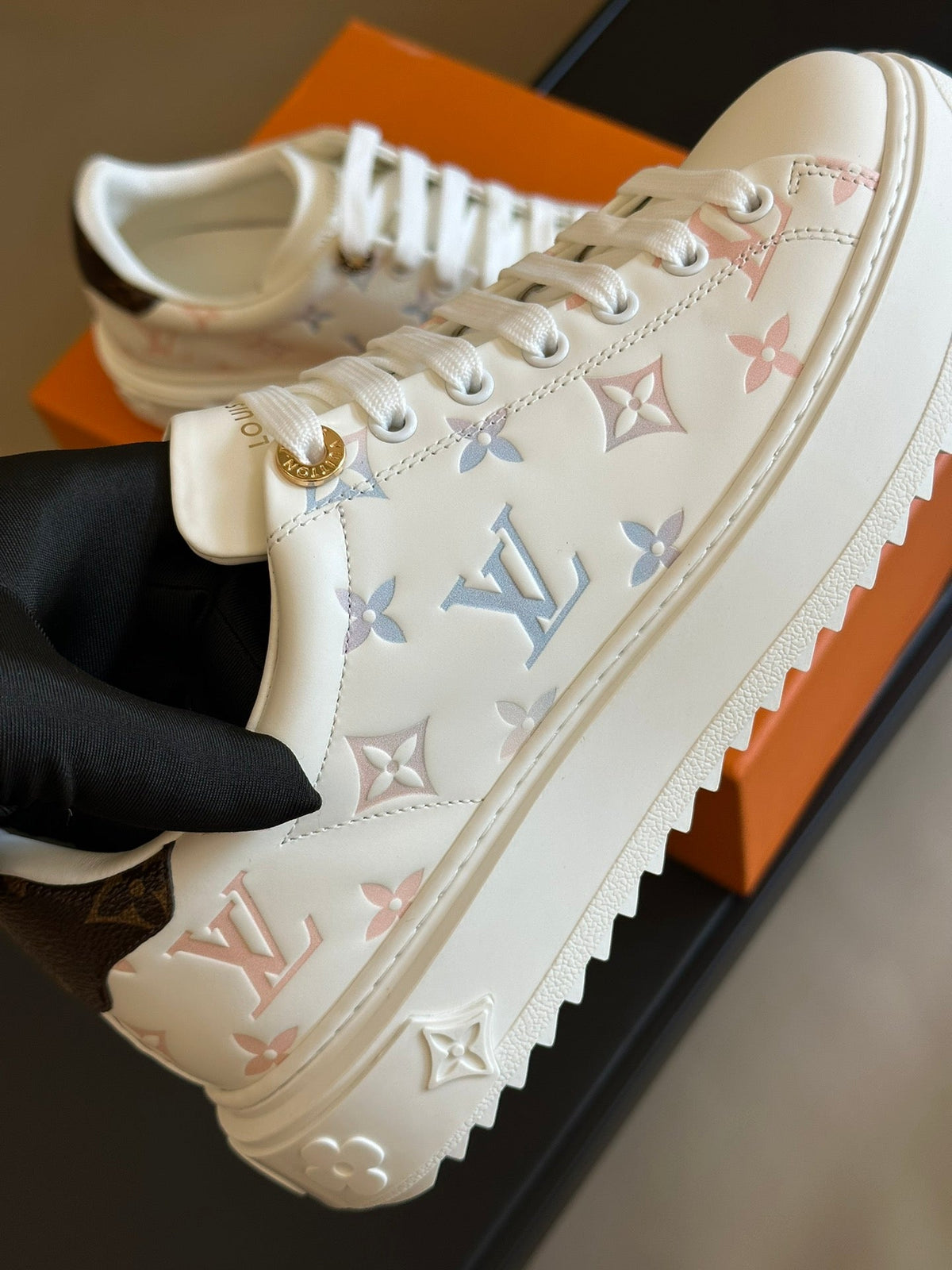 2023 VL Top quality sneakers -S36 product image 7, provided for visual reference and product detail review