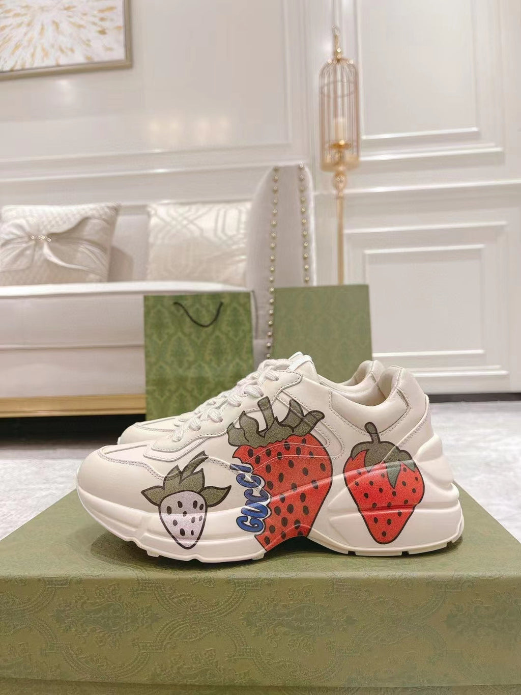 2023 lovers CC Top quality sneakers product image 3, provided for visual reference and product detail review