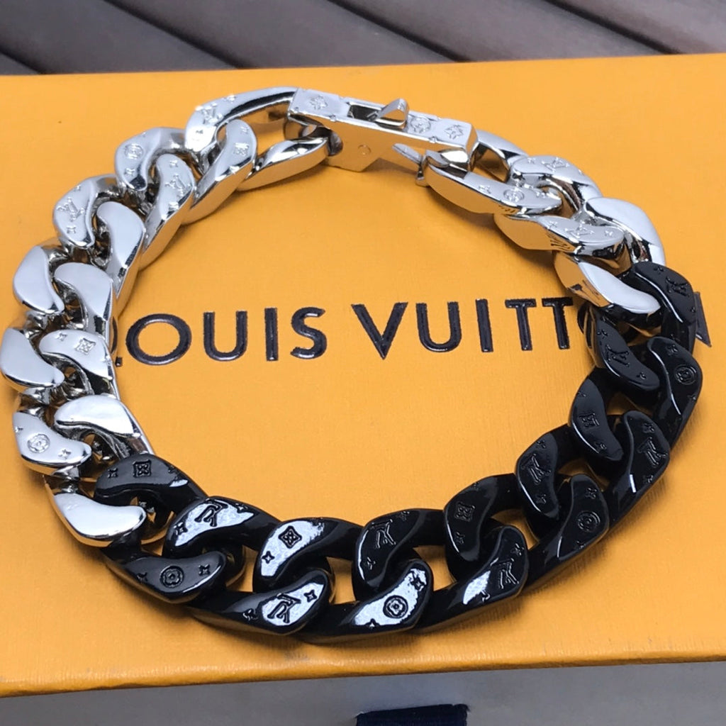 Unisex bracelet product image 1, provided for visual reference and product detail review