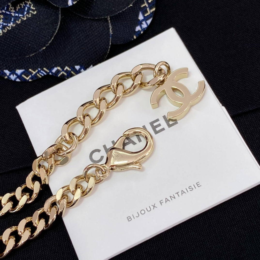 Unique Gloden Bracelet product image 6, provided for visual reference and product detail review