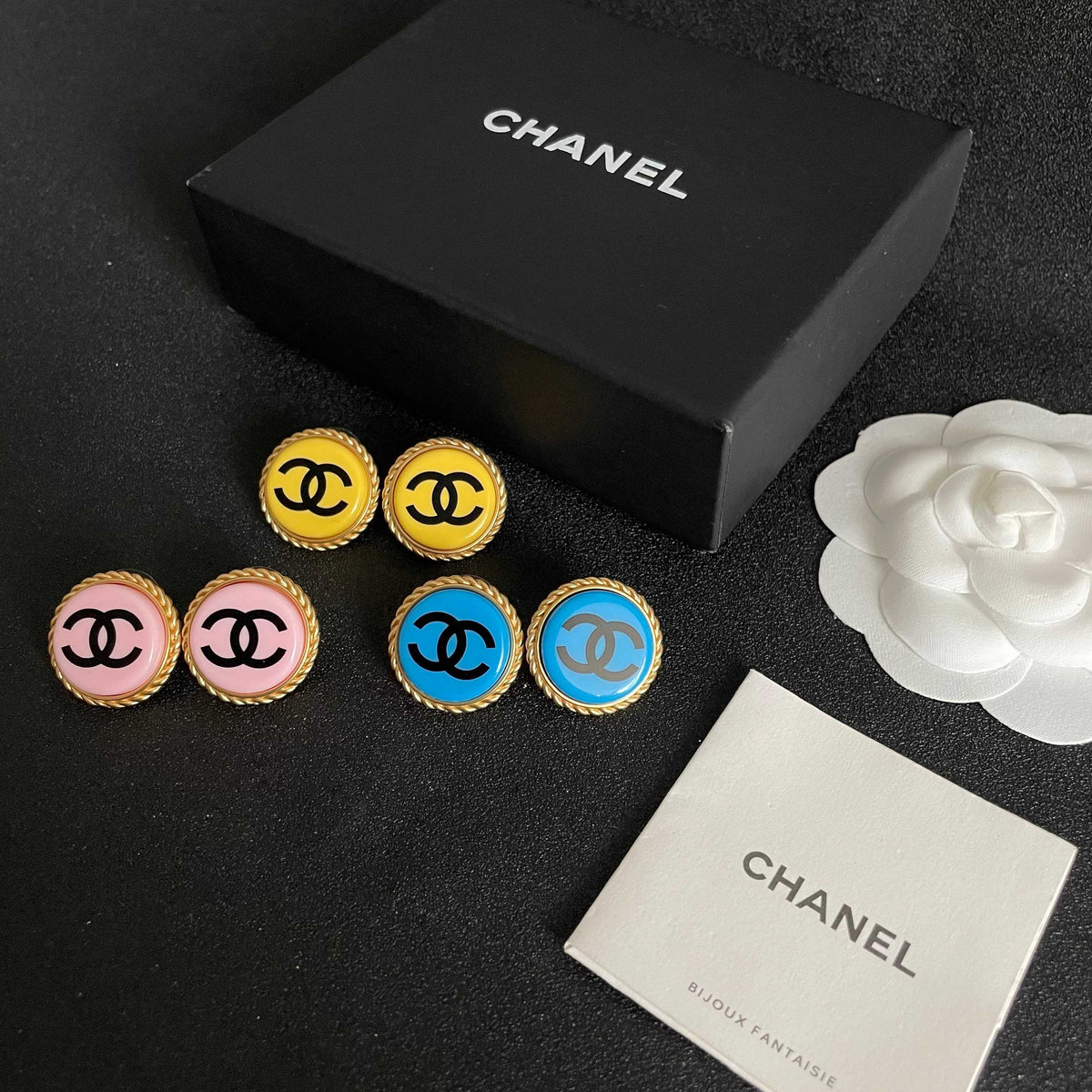 High-Quality Stud Earrings-128 product image 11, provided for visual reference and product detail review
