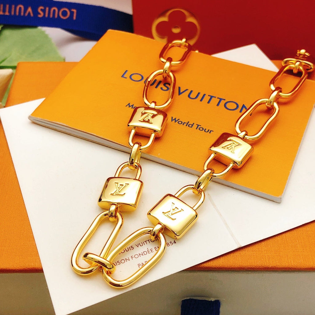Lock Clasp Necklace product image 1, provided for visual reference and product detail review