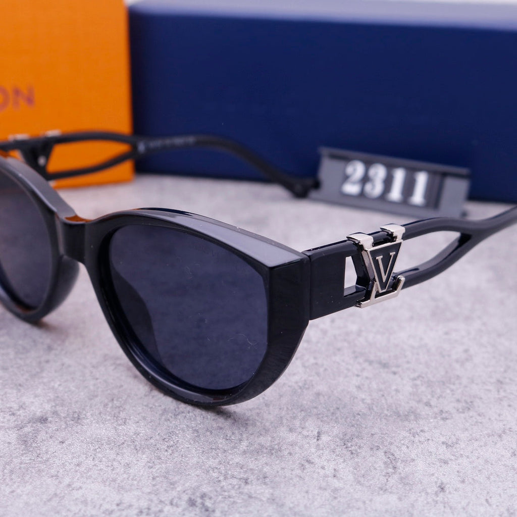 Latest sunglasses -2 product image 8, provided for visual reference and product detail review