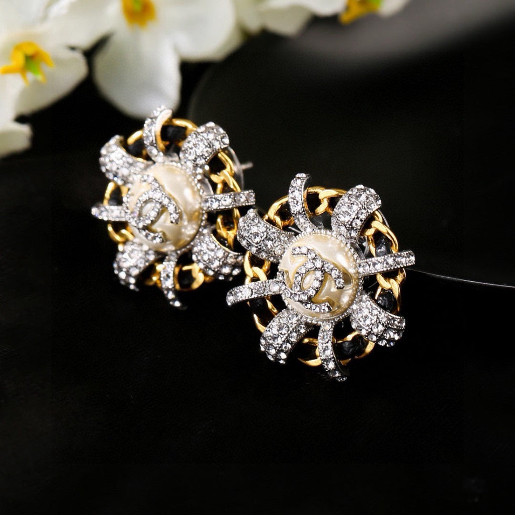 High-Quality Stud Earrings-168 product image 3, provided for visual reference and product detail review