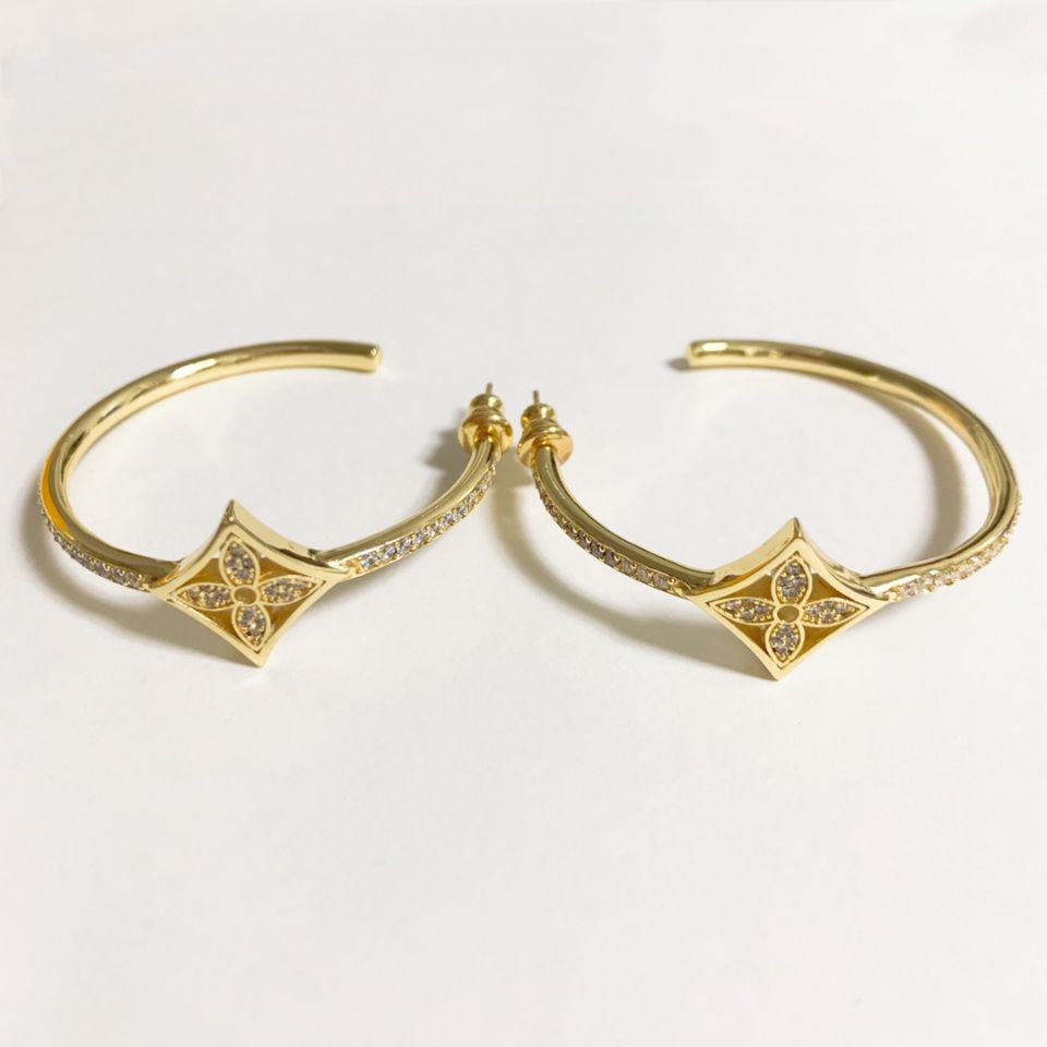 Big earrings with diamonds product image 3, provided for visual reference and product detail review