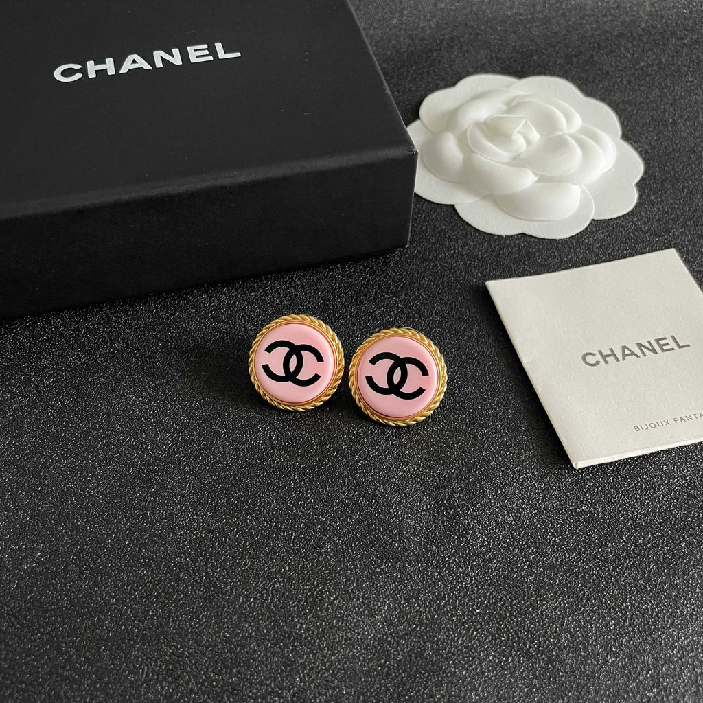 High-Quality Stud Earrings-128 product image 7, provided for visual reference and product detail review