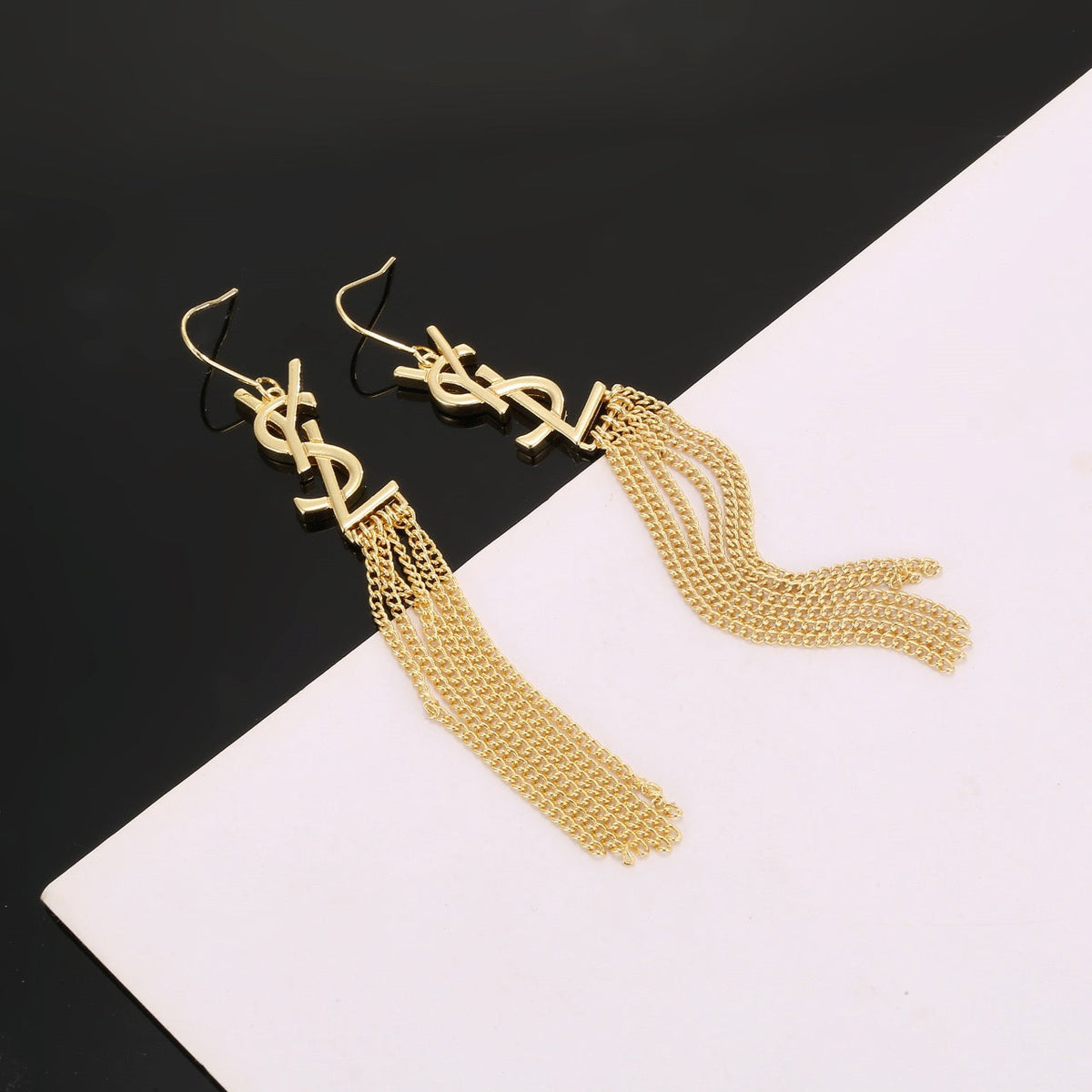 High-Quality Stud Earrings-37 product image 3, provided for visual reference and product detail review