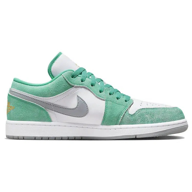 Nike Jordan 1 Low New Emerald (GS) product image 1, provided for visual reference and product detail review