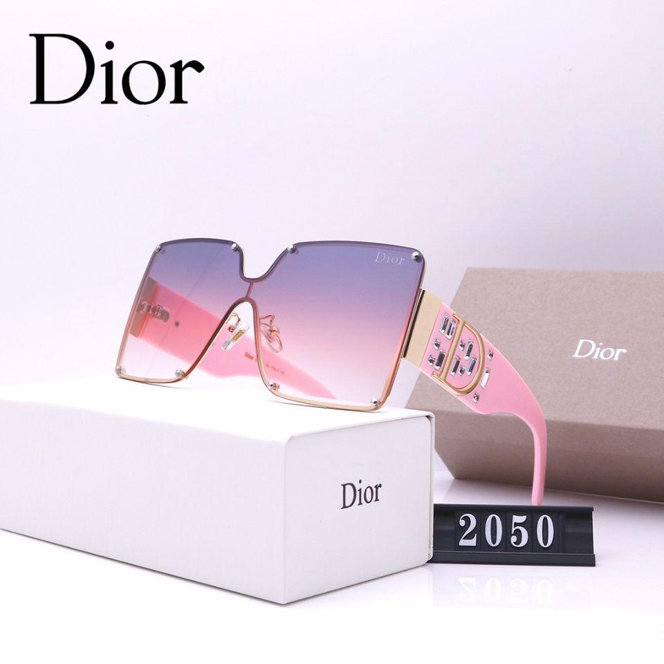 2021 Fashion Classical Women Sunglasses di product image 4, provided for visual reference and product detail review