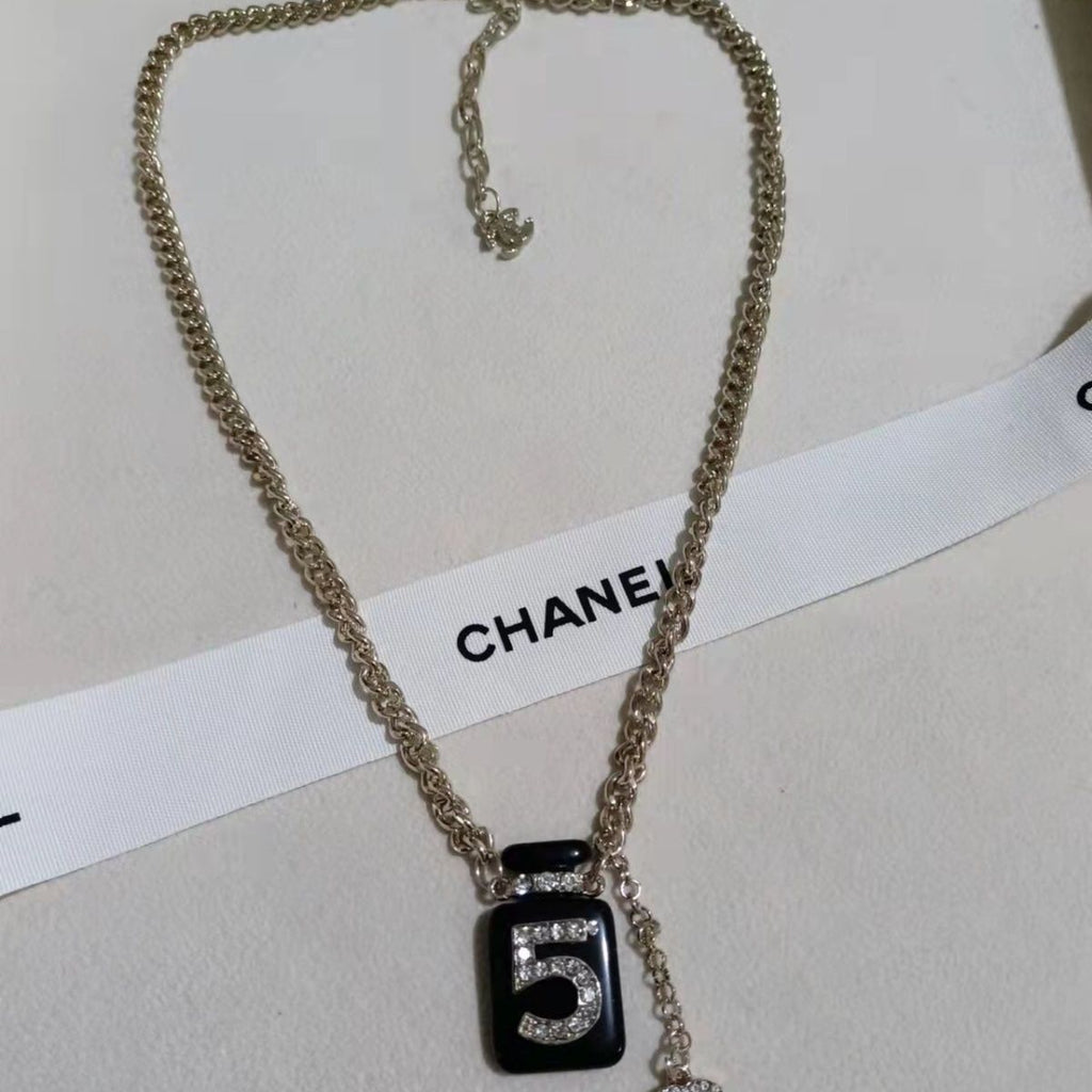 2022 new pendant choker earrings product image 10, provided for visual reference and product detail review