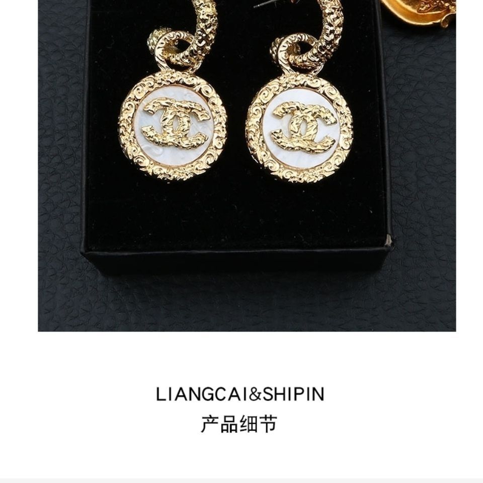 2022 new silver pin earrings product image 3, provided for visual reference and product detail review