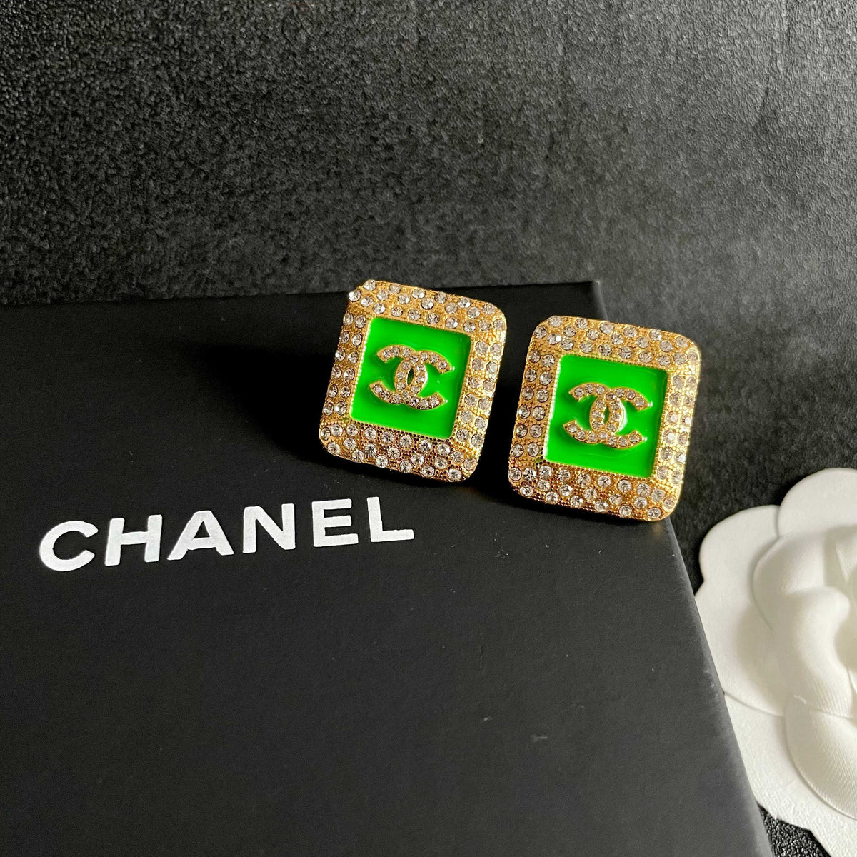 High-Quality Stud Earrings-150 product image 5, provided for visual reference and product detail review