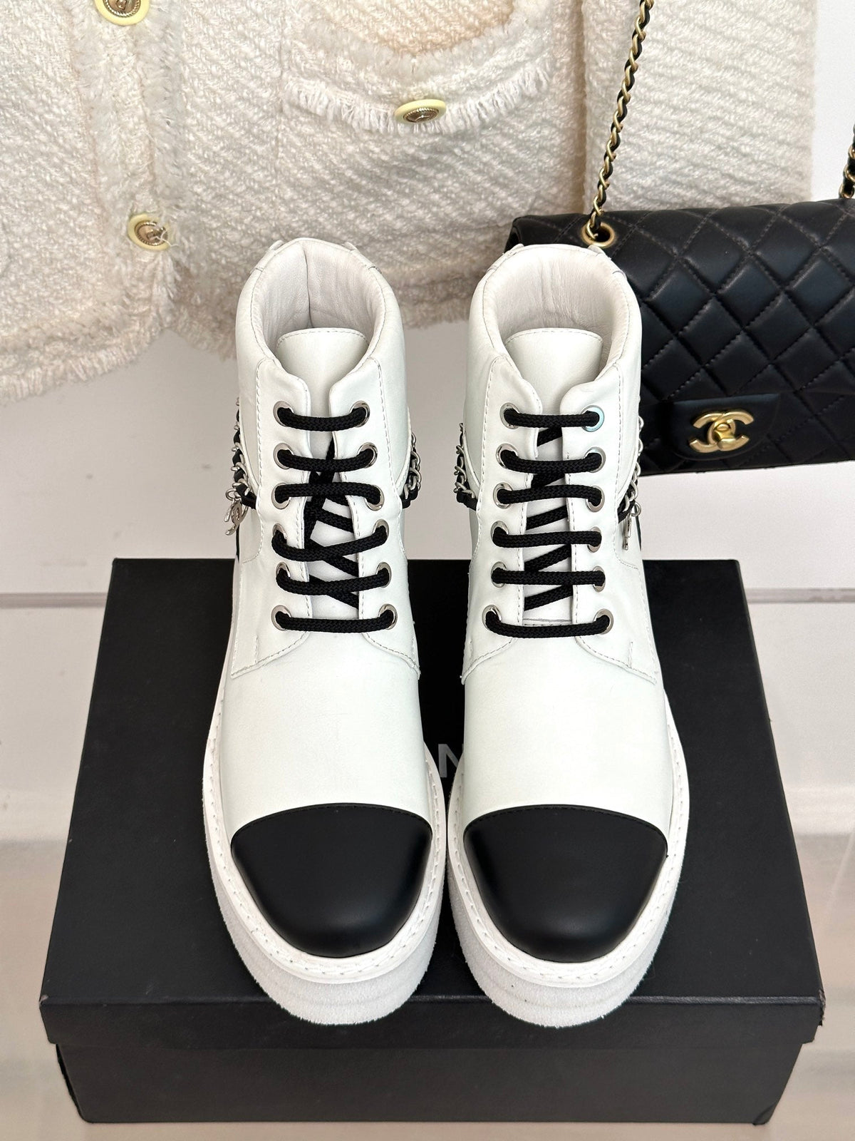 2023 Chain double CC fashion ankle boots-S25 product image 5, provided for visual reference and product detail review