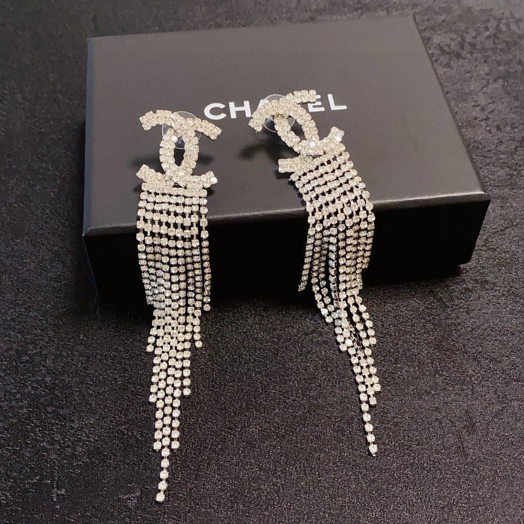 High-Quality Stud Earrings-154 product image 2, provided for visual reference and product detail review