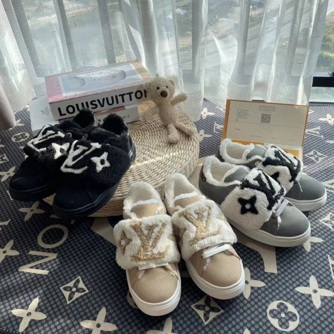 2023 VL Velcro lamb hair sneakers product image 1, provided for visual reference and product detail review