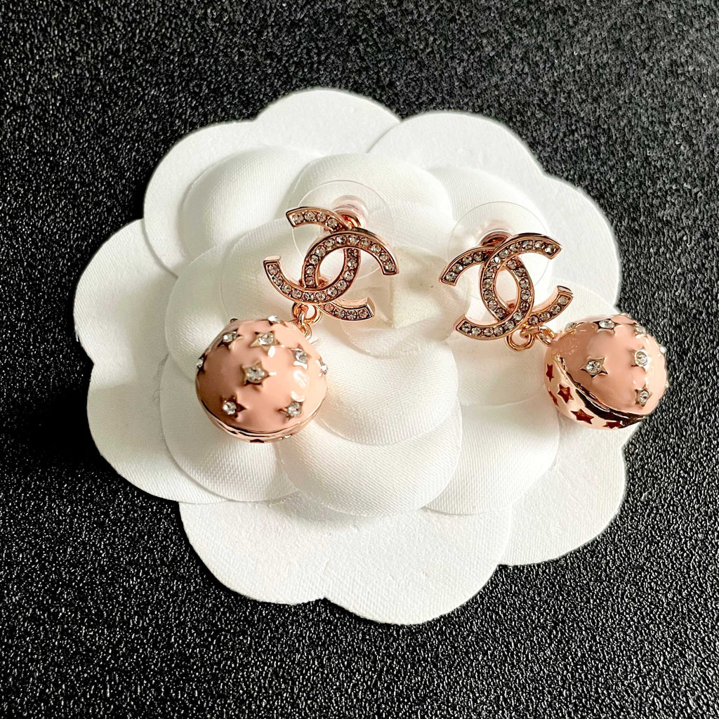 High-Quality Stud Earrings-155 product image 1, provided for visual reference and product detail review