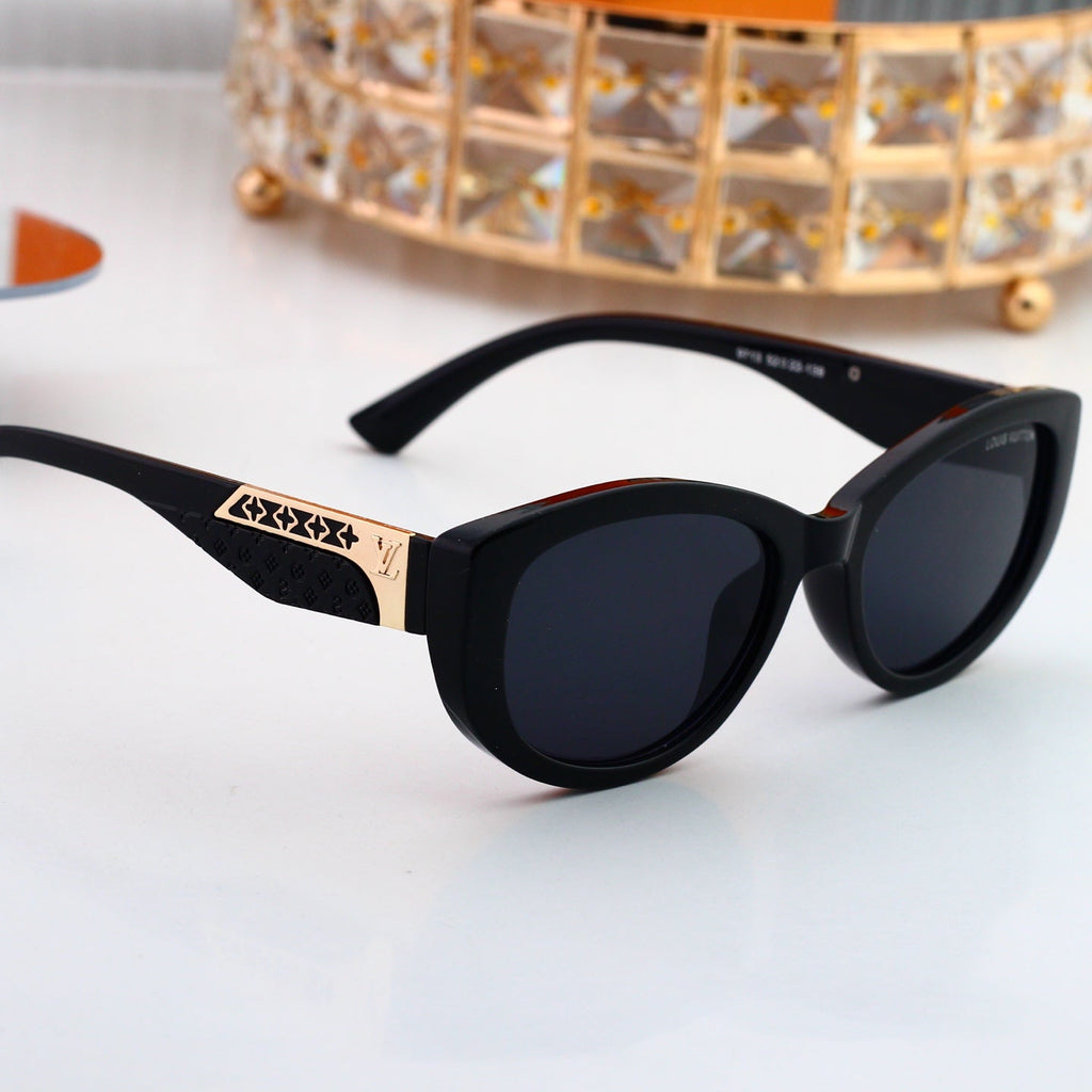 New Stylish Sunglasses-41 product image 10, provided for visual reference and product detail review