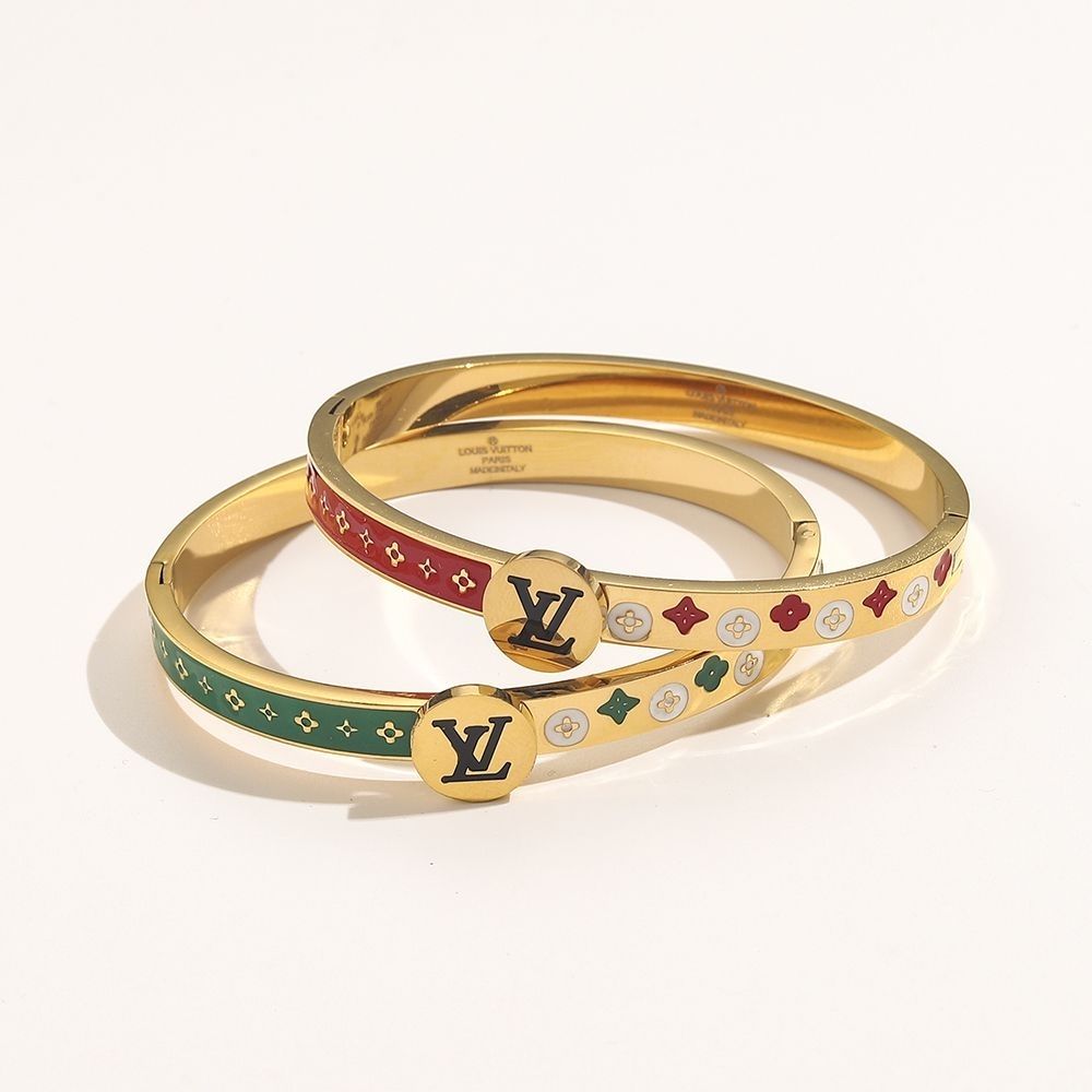 Vintage fashion titanium steel bracelet product image 2, provided for visual reference and product detail review