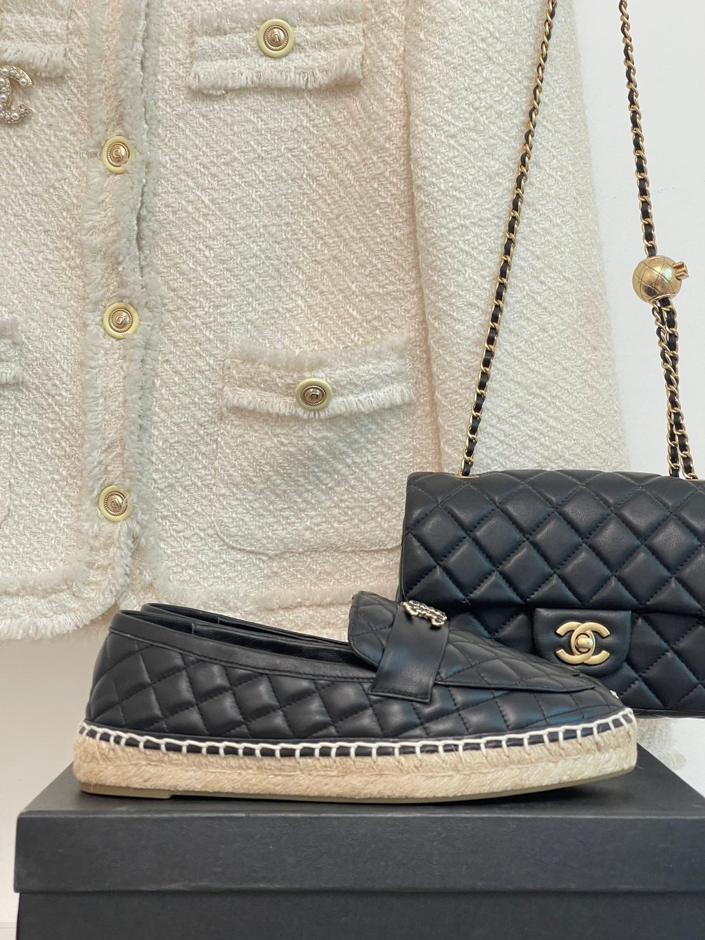 2023 CC Chain Double C Buckle Rhombus Fisherman Loafers -S42 product image 8, provided for visual reference and product