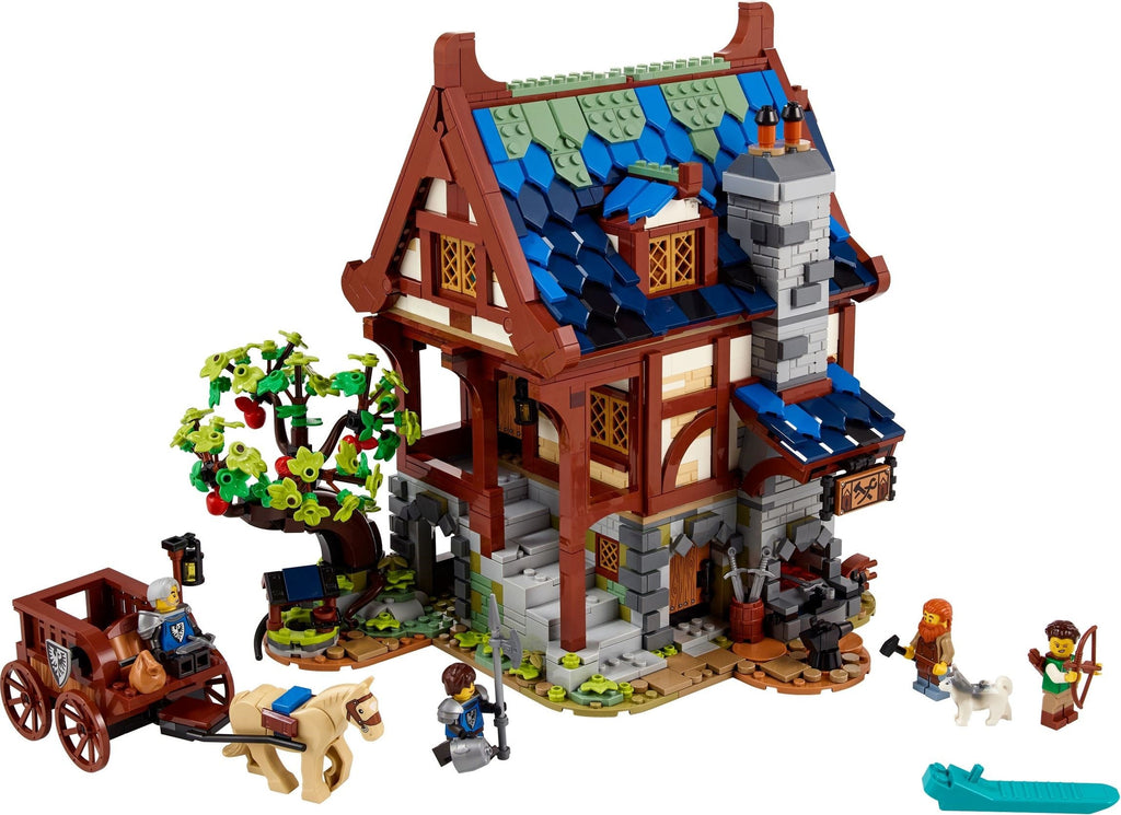 21325 Medieval Blacksmith product image 2, provided for visual reference and product detail review